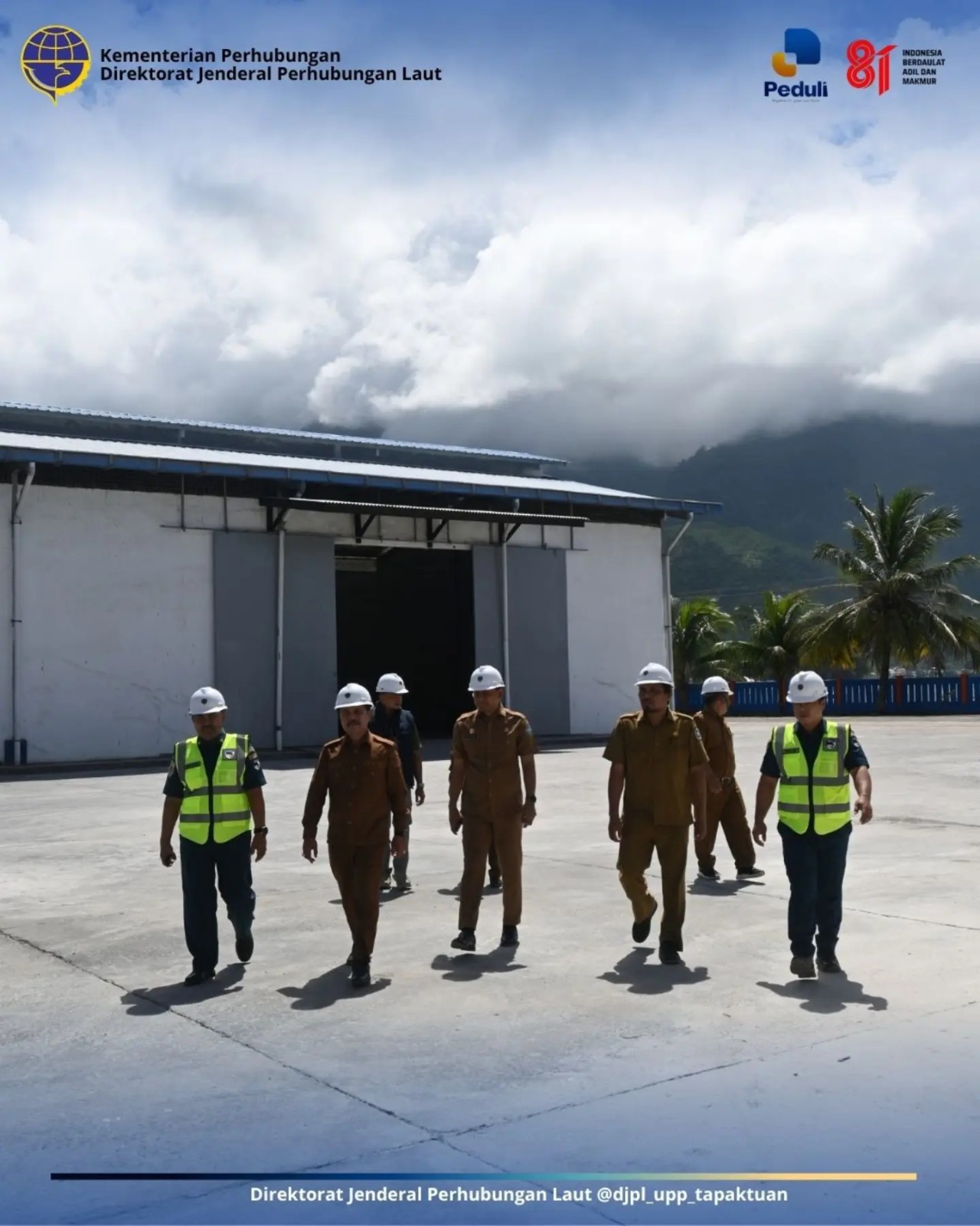Respons Kelangkaan Semen, Sekda Aceh Selatan Tinjau Kesiapan Logistik di Pelabuhan Tapaktuan